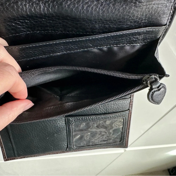 Brighton Leather WOC Black Faux Crocodile Cross Body Adjustable Strap Pockets - Picture 5 of 14